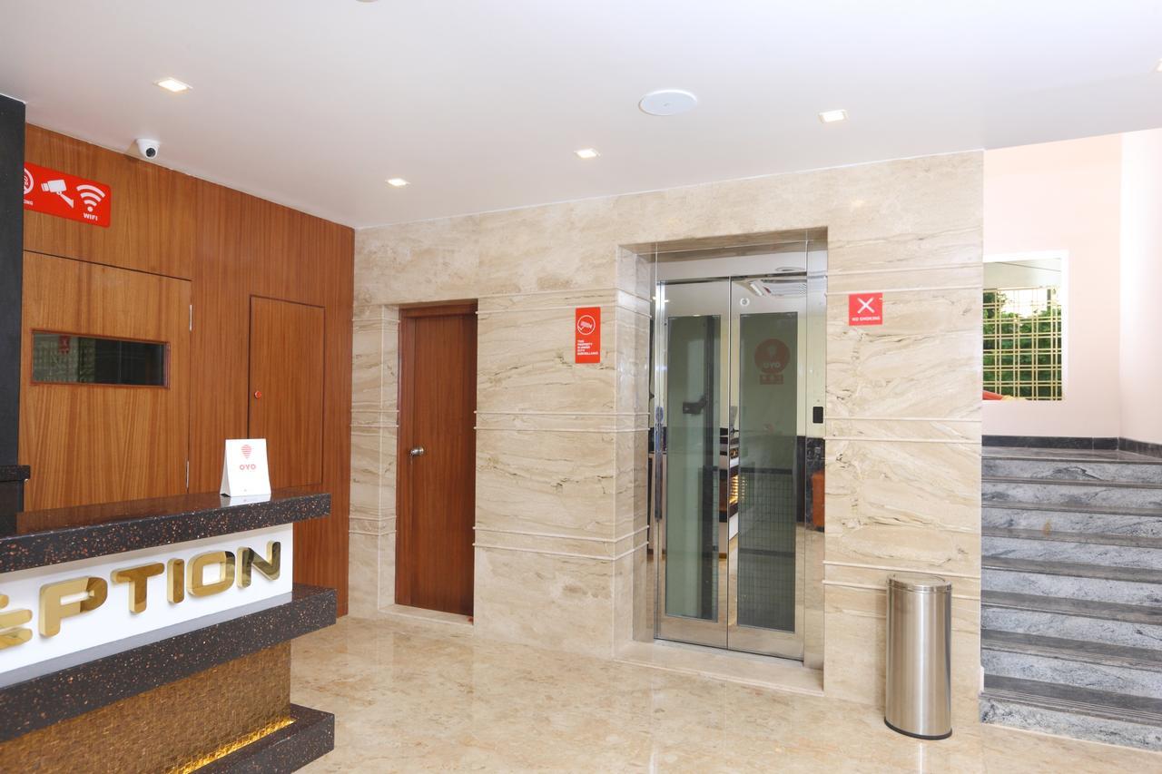 Oyo 15115 Hotel Ramcharan Residency Tirupati Eksteriør billede