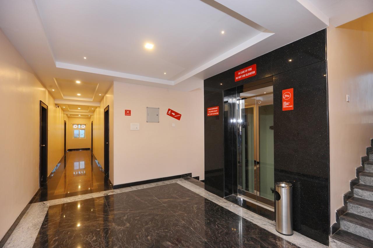 Oyo 15115 Hotel Ramcharan Residency Tirupati Eksteriør billede